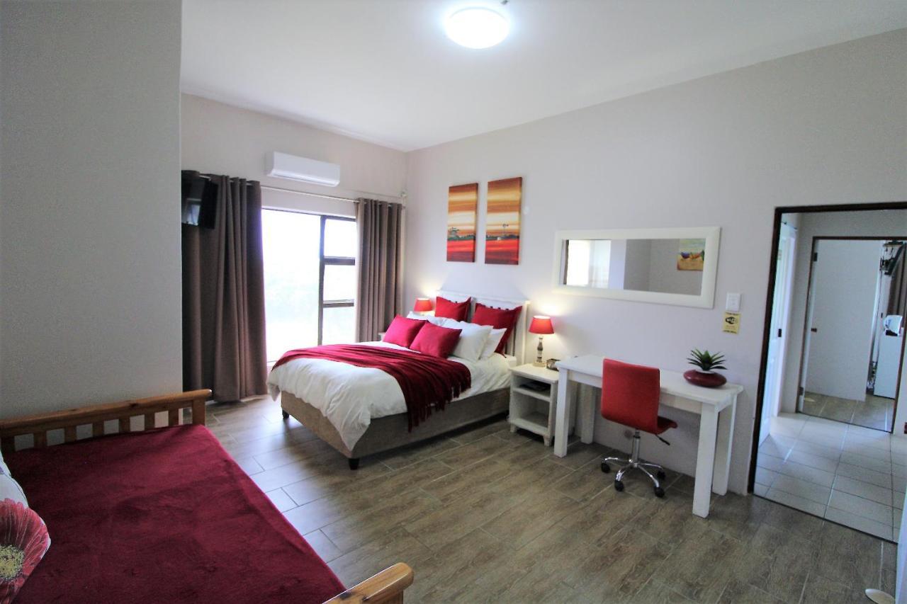 Cove View B&B Іст-Лондон Екстер'єр фото